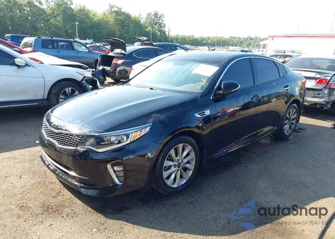 2018 Kia Optima S z USA, uszkodzony, nr VIN 5XXGT4L34JG206375